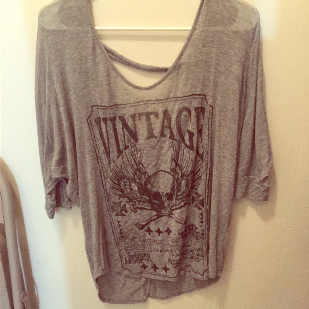 Women’s baggy shirt